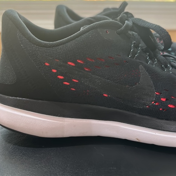 Women’s Nike Flex Running Shoes - Picture 7 of 8